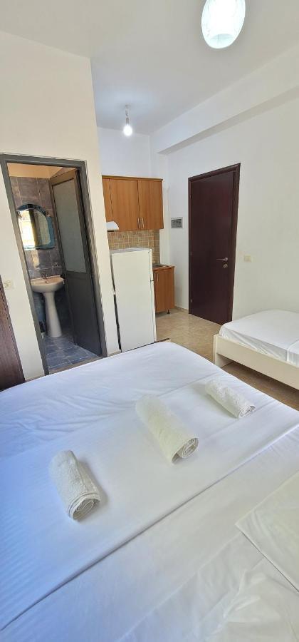 Alsi Rooms Ksamil Exteriör bild